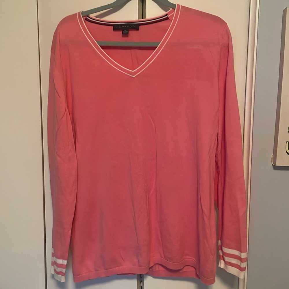 Tommy Hilfiger pink light weight sweater